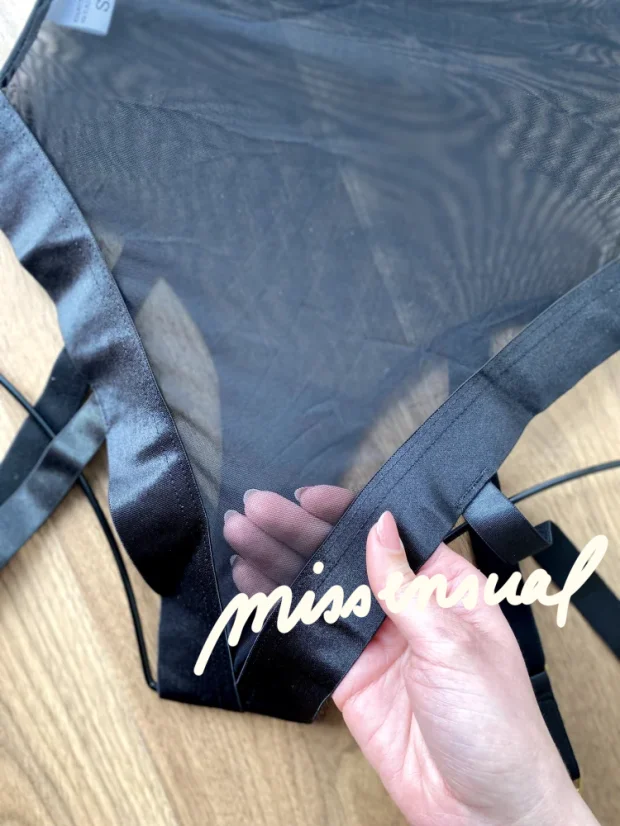 Shirley - Velikost: L