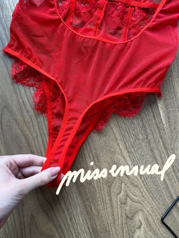 Billie - Velikost: L