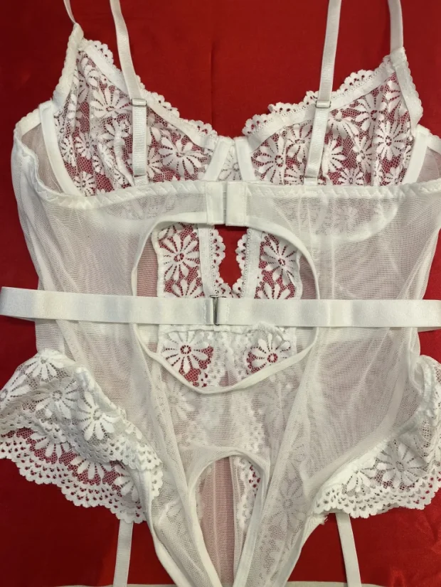 Raquel – otevřené body - Velikost: M